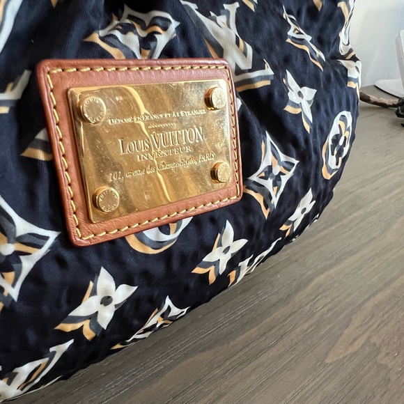 Louis Vuitton Bulles MM Cruise Marine Blue - Picture 4 of 15